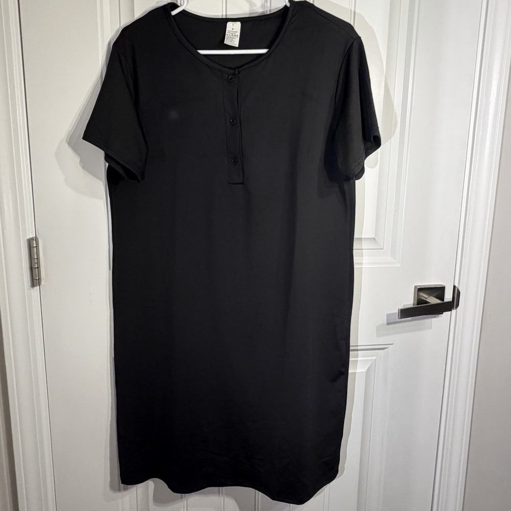 Black T Shirt Dress Small Short Sleeve‎ Button Front Casual Minimalist Dress